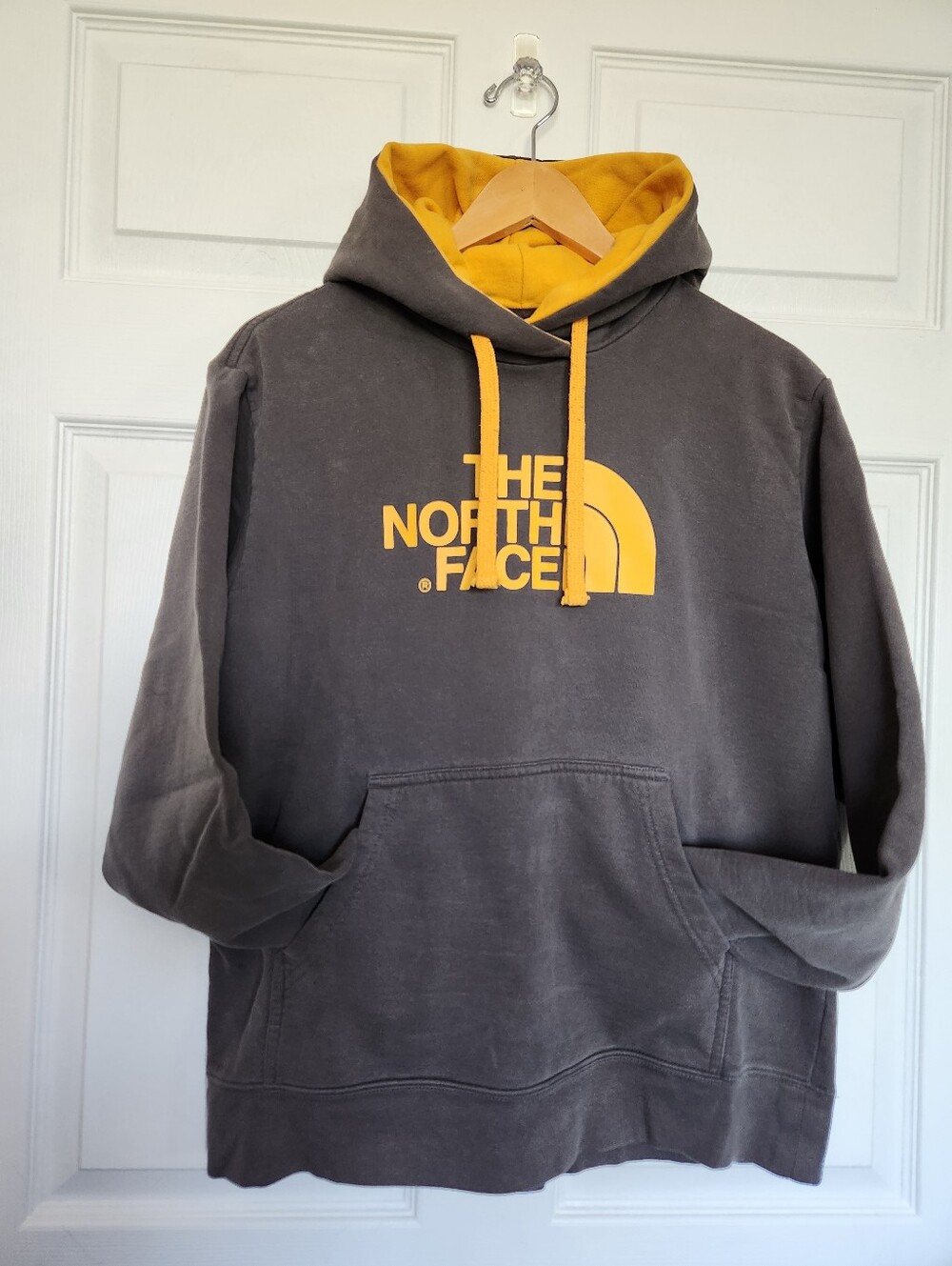The North Face - Grey Pullover Hoodie - Size M